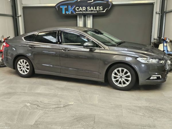 Ford Mondeo Hatchback, Diesel, 2018, Grey