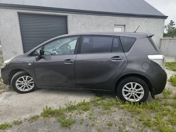 Toyota Verso MPV, Diesel, 2011, Grey