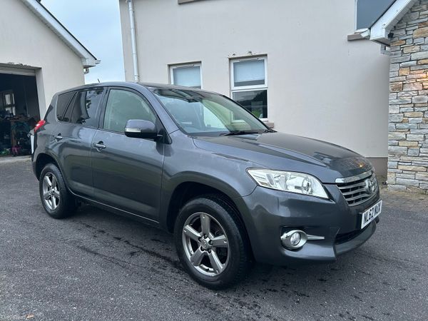 Toyota RAV4 SUV, Diesel, 2012, Grey