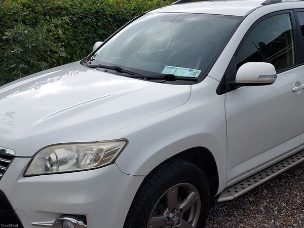 Toyota RAV4 SUV, Diesel, 2012, White