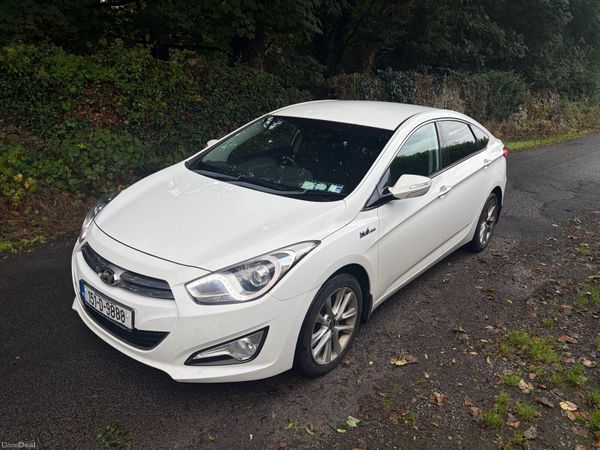 Hyundai i40 Saloon, Diesel, 2015, White
