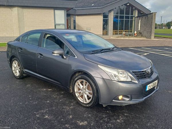 Toyota Avensis Saloon, Diesel, 2012, Grey