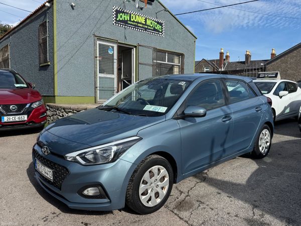 Hyundai i20 Hatchback, Petrol, 2019, Blue
