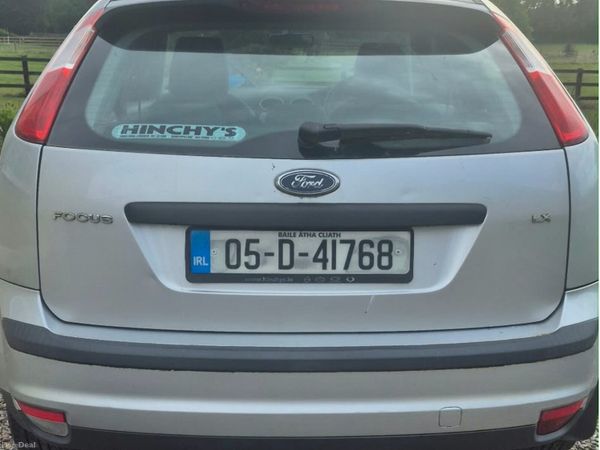 Ford Focus Hatchback, Petrol, 2005, Silver