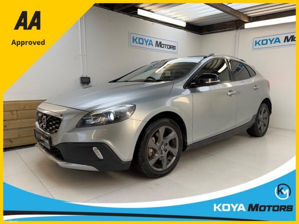 Volvo V40 Hatchback, Diesel, 2016, Silver