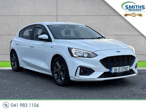 Ford Focus Hatchback, Petrol, 2019, White