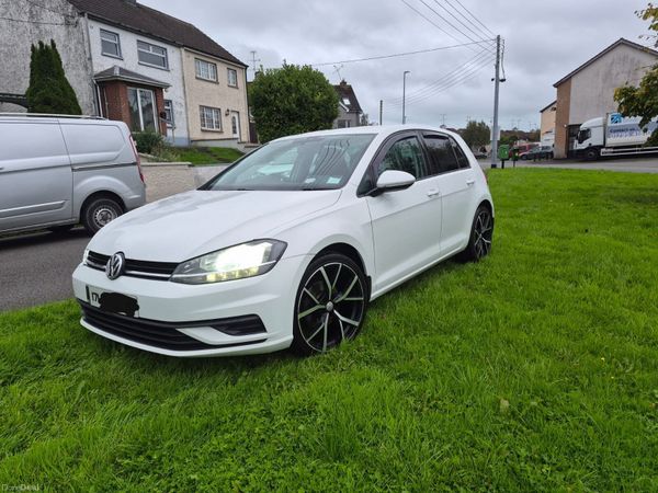 Volkswagen Golf Hatchback, Diesel, 2017, White
