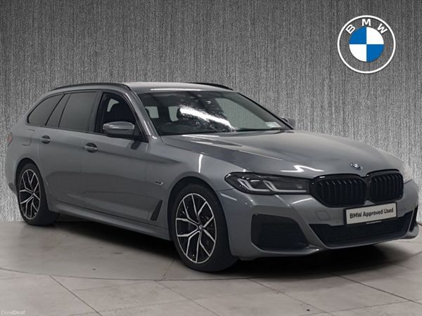 BMW 5-Series Estate, Petrol Plug-in Hybrid, 2024, Grey