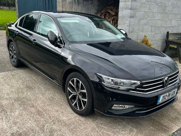 Volkswagen Passat Saloon, Diesel, 2020, Black