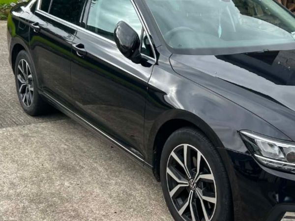 Volkswagen Passat Saloon, Diesel, 2020, Black