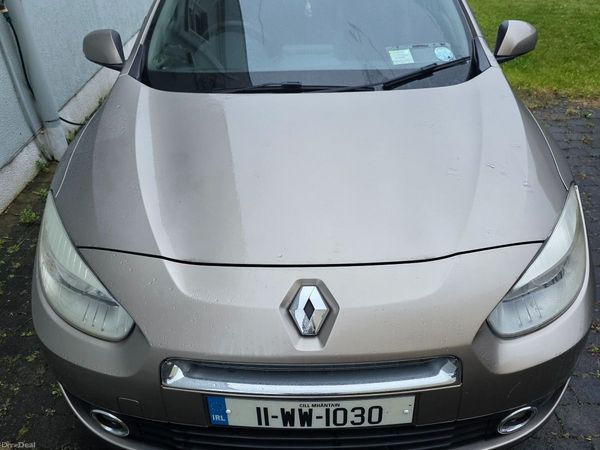 Renault Fluence Saloon, Diesel, 2011, Gold