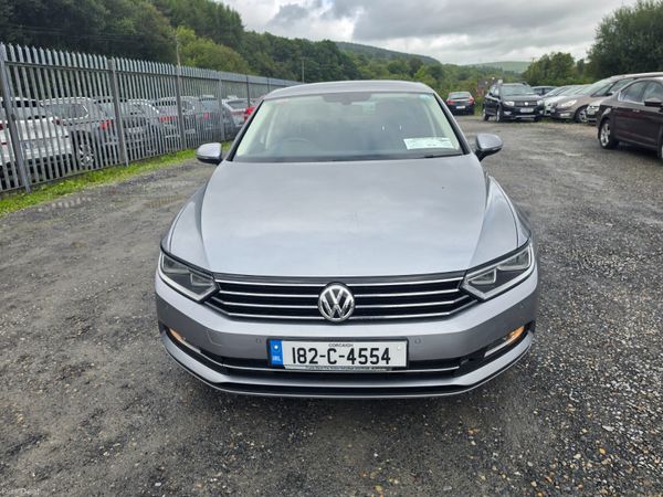 Volkswagen Passat Saloon, Diesel, 2018, Grey