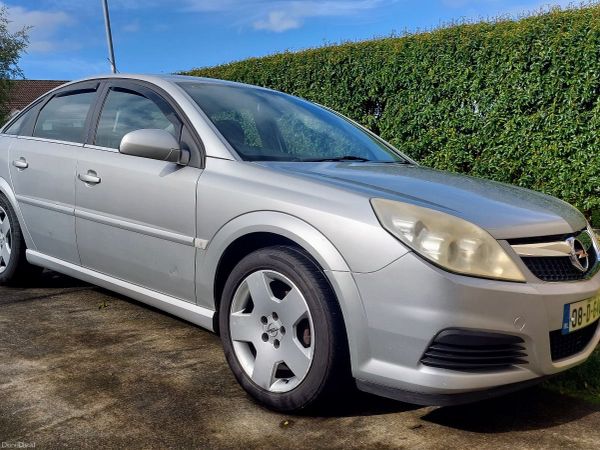 Opel Vectra Hatchback, Petrol, 2008, Silver