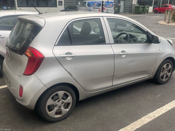 Kia Picanto Hatchback, Petrol, 2013, Silver