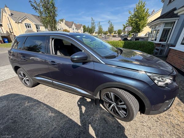 Peugeot 5008 MPV, Diesel, 2019, Blue