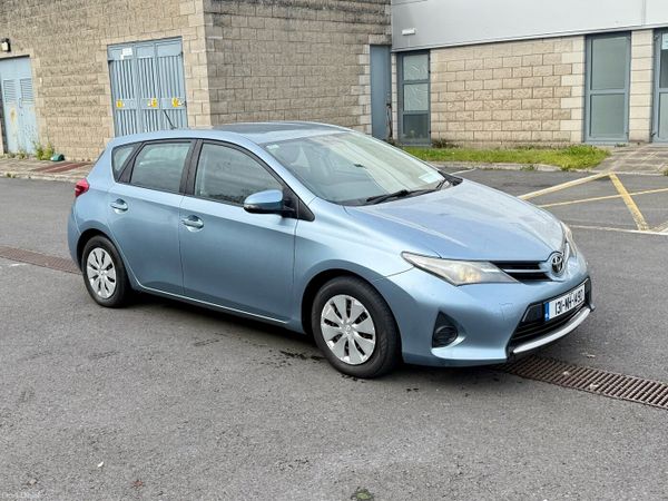 Toyota Auris Hatchback, Diesel, 2013, Blue