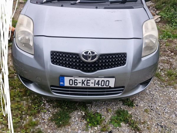 Toyota Yaris Hatchback, Petrol, 2006, Silver