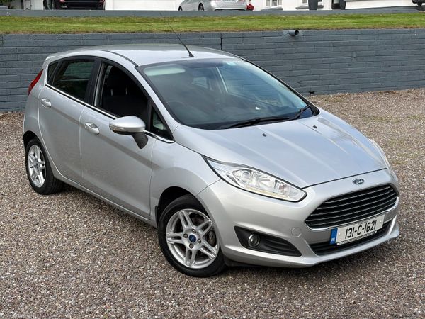 Ford Fiesta Hatchback, Diesel, 2013, Silver