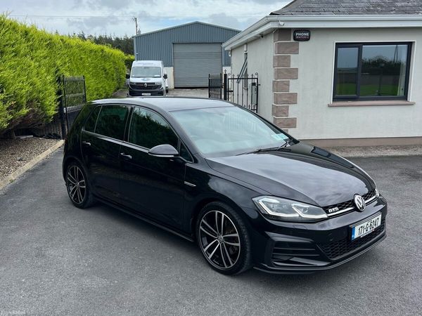 Volkswagen Golf Hatchback, Diesel, 2017, Black