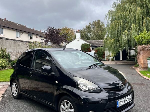 Toyota Aygo Hatchback, Petrol, 2013, Black