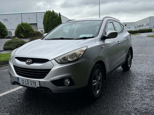 Hyundai ix35 SUV, Diesel, 2012, Silver