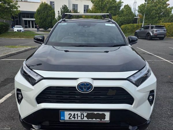 Toyota RAV4 SUV, Petrol Hybrid, 2024, White
