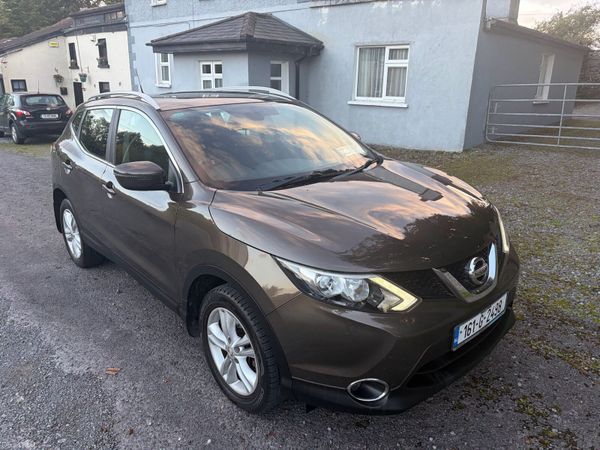 Nissan Qashqai Hatchback, Diesel, 2016, Brown