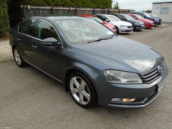 Volkswagen Passat Saloon, Diesel, 2012, Grey