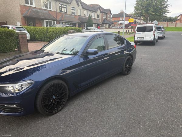 BMW 5-Series Saloon, Diesel, 2018, Blue
