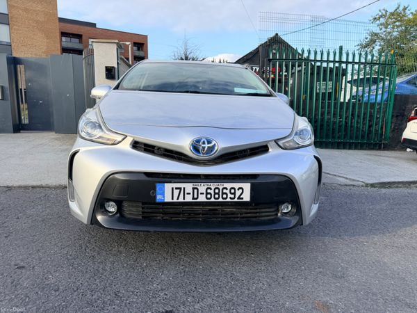 Toyota Prius MPV, Petrol Hybrid, 2017, Silver