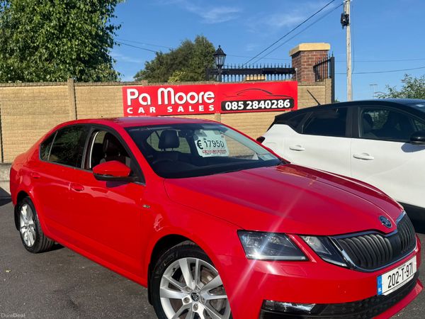 Skoda Octavia Saloon, Diesel, 2020, Red