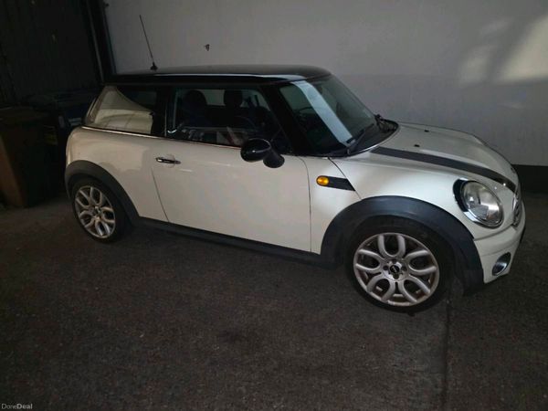 Mini Cooper Hatchback, Diesel, 2007, White