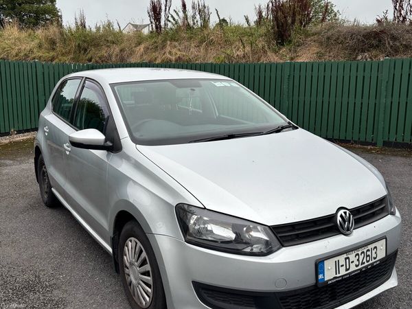 Volkswagen Polo Hatchback, Petrol, 2011, Silver