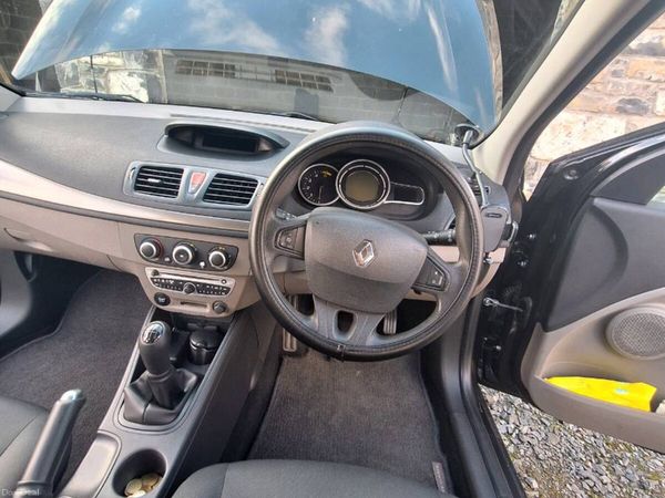 Renault Fluence Saloon, Diesel, 2011, Black