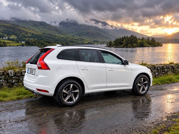 Volvo XC60 SUV, Diesel, 2015, White