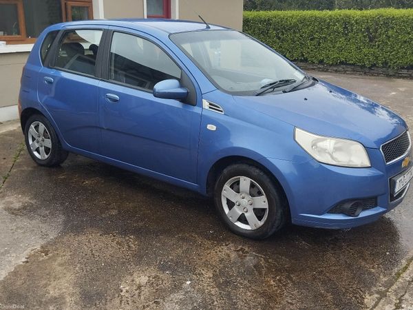 Chevrolet Aveo Hatchback, Petrol, 2011, Blue