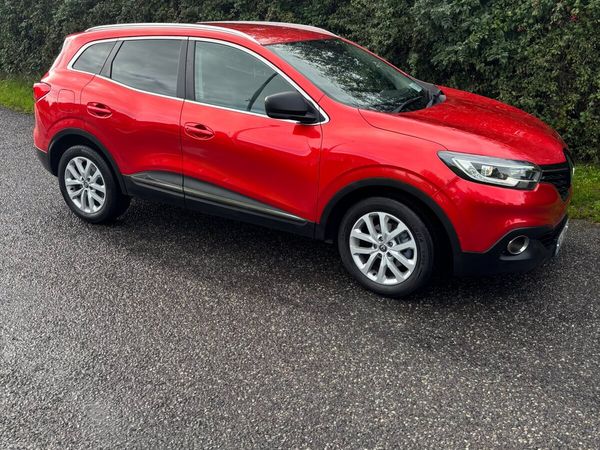 Renault Kadjar SUV, Diesel, 2016, Red