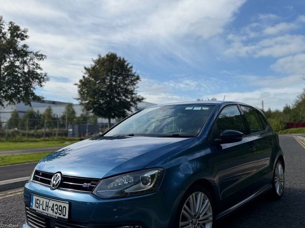 Volkswagen Polo Hatchback, Petrol, 2015, Blue