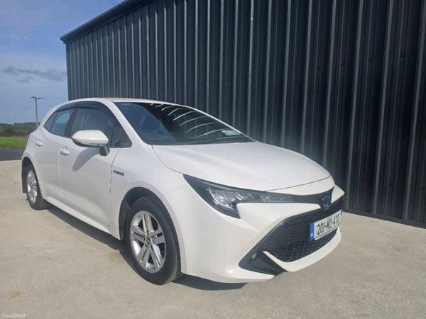 Toyota Corolla Hatchback, Petrol Hybrid, 2020, White