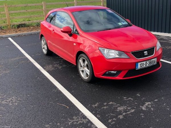 SEAT Ibiza Hatchback, Petrol, 2013, Red