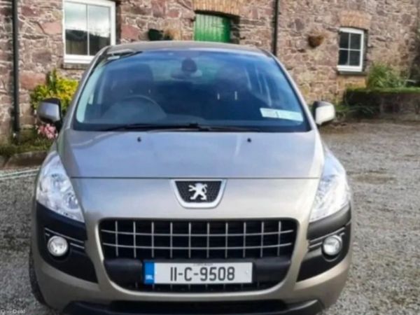 Peugeot 3008 MPV, Diesel, 2011, Grey