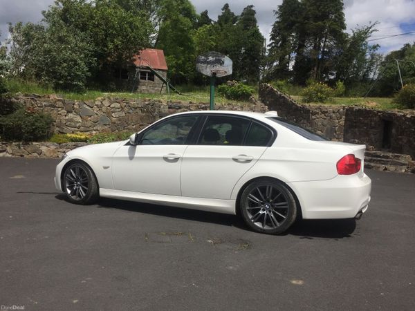 BMW 3-Series Saloon, Diesel, 2010, White