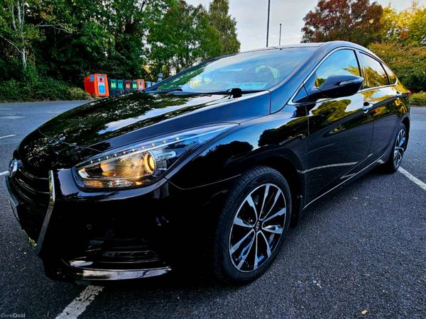 Hyundai i40 Saloon, Diesel, 2016, Black