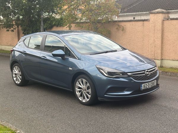 Opel Astra Hatchback, Petrol, 2016, Blue