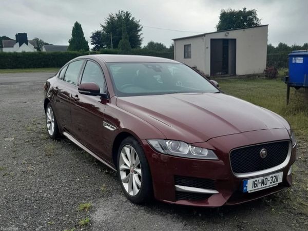 Jaguar XF Saloon, Diesel, 2016, Red