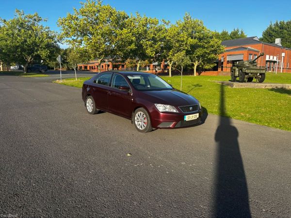 SEAT Toledo Saloon, Diesel, 2013, Red