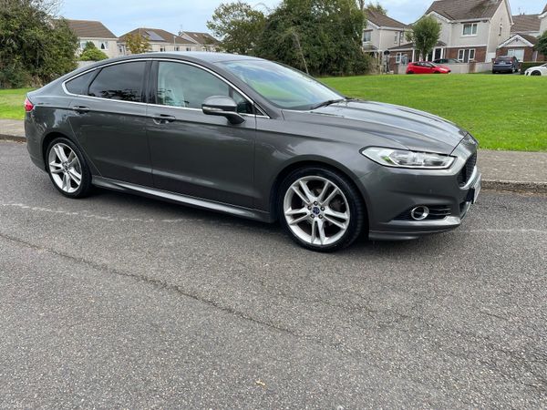 Ford Mondeo Hatchback, Diesel, 2015, Grey