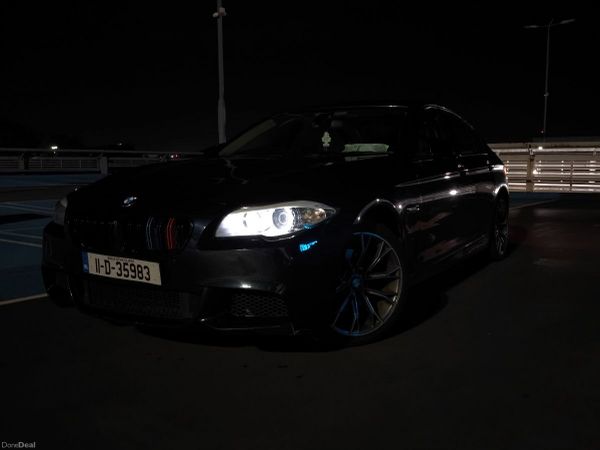 BMW 5-Series Saloon, Diesel, 2011, Blue