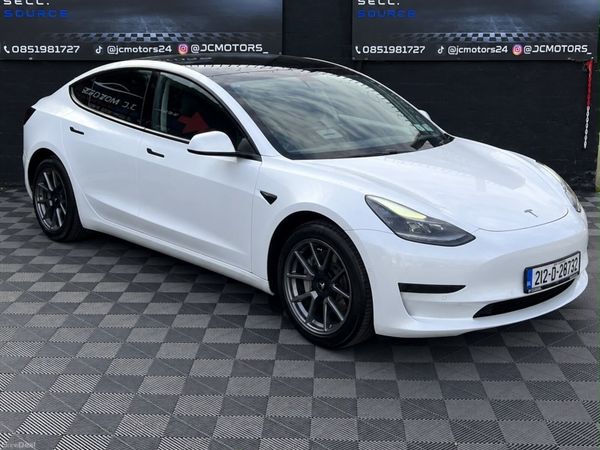 Tesla Model 3 Saloon, Electric, 2021, White
