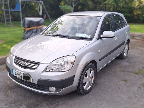 Kia Rio Hatchback, Petrol, 2009, Silver